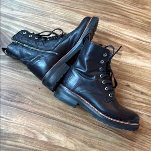 Frye women’s Black Leather Lace-Up Combat Boots